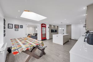 Photo 19- click for photo gallery